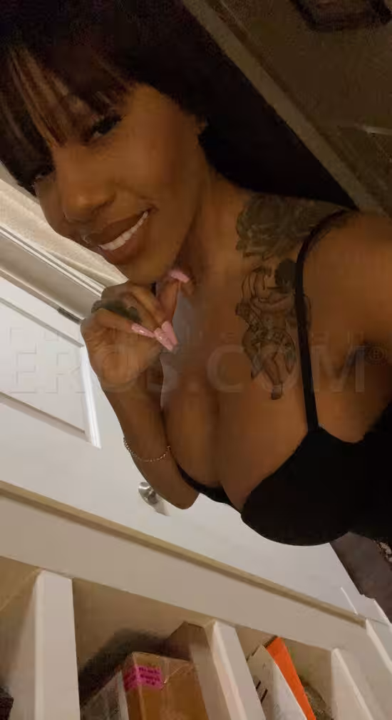 Karly, escort in Denton, TX