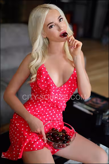 Lisa, escort in Los Angeles, CA