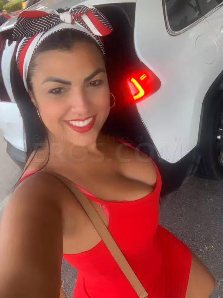 Angelina castro, photo 2