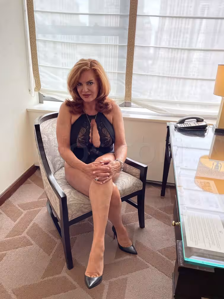 Andi James, photo 5