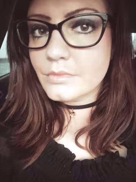 Lindsey, escort in St. Louis, MO
