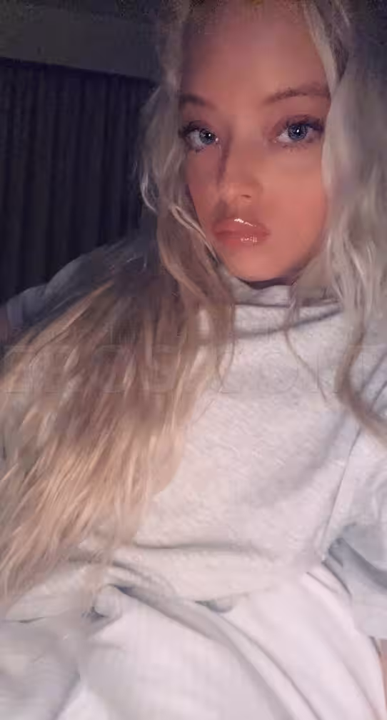 Daisy, escort in Downers Grove, IL