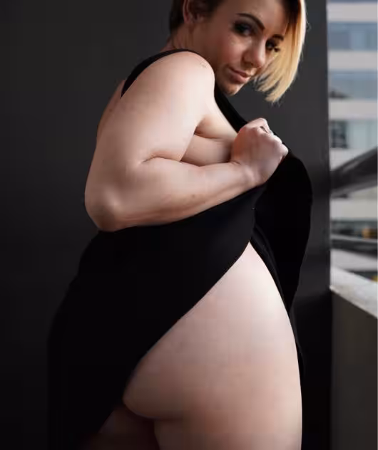 Roxanne Banks, escort in San Diego, CA