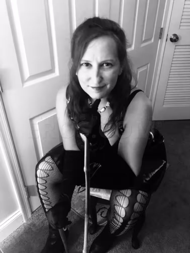 Mistress Scarlett, photo 3