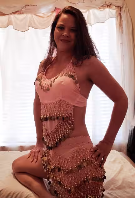 Sandi, escort in Raleigh, NC
