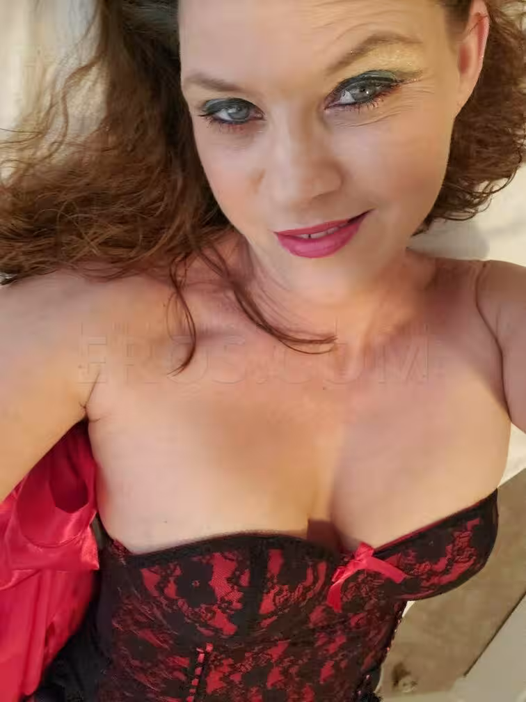 Sandi, photo 8