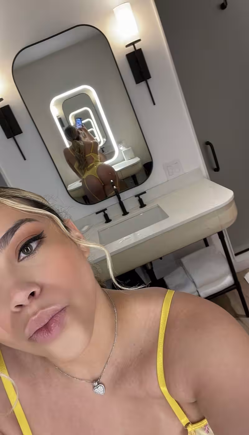 VIP Stephanie, photo 10