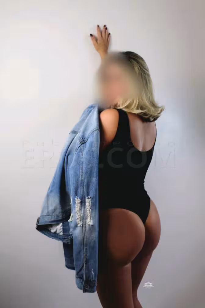 Julianna, photo 6