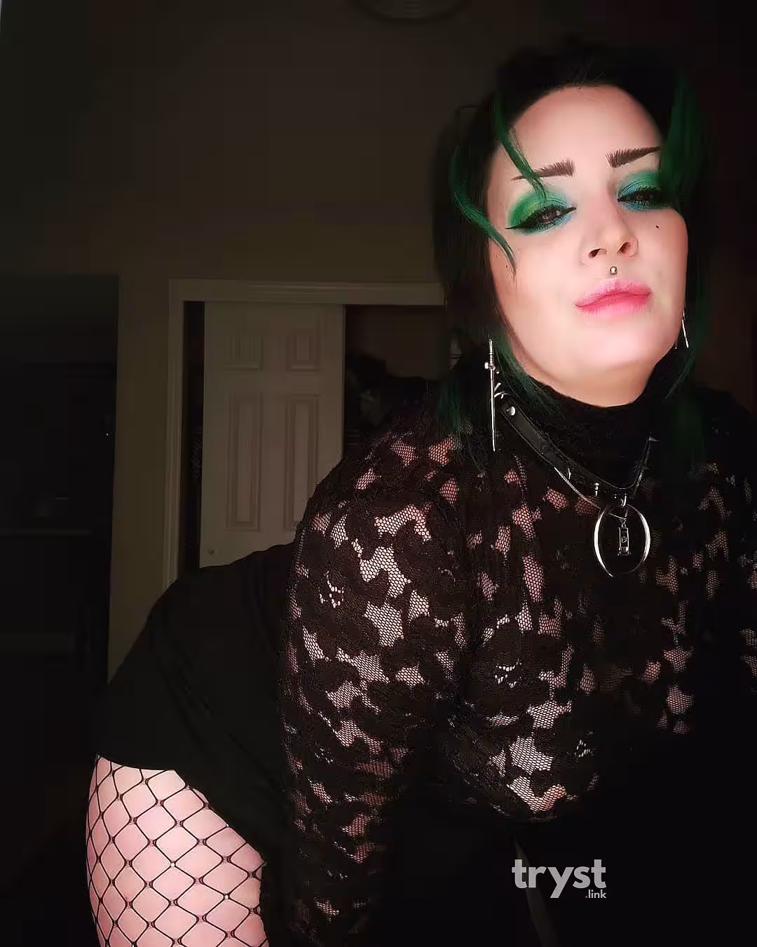 Kitty Zara, photo 7