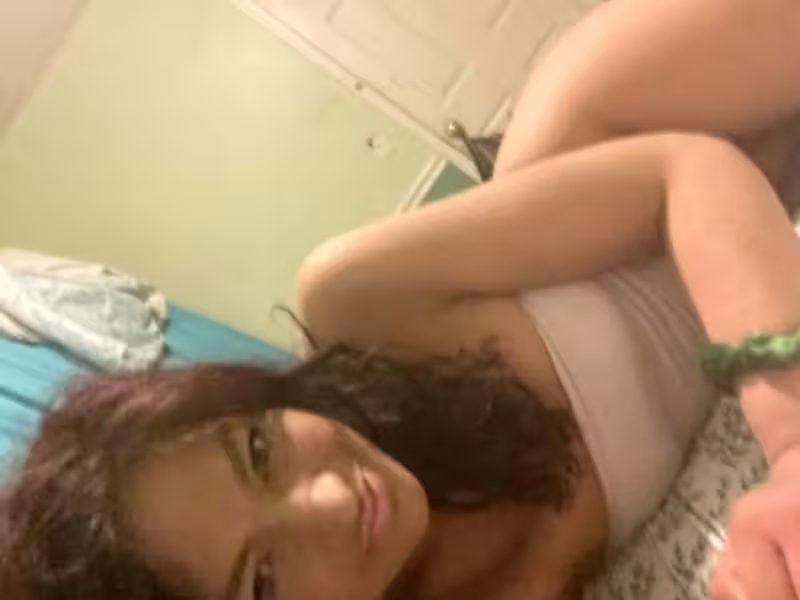 Olivia, photo 8