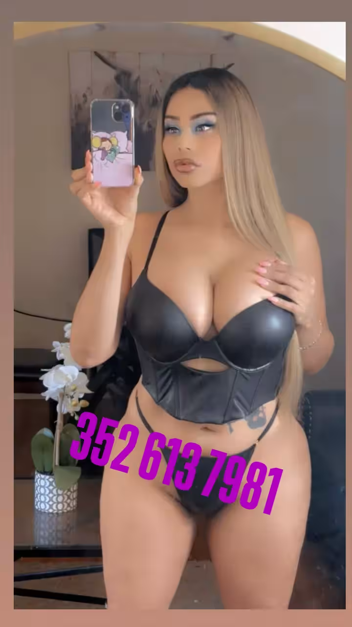 TS Melanie, photo 7