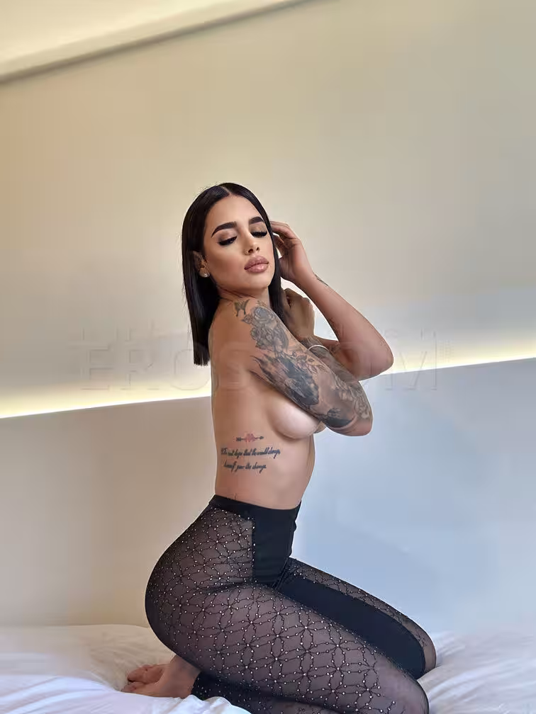 Kylie Summers, photo 4