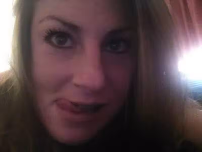 Callie Squirting Halestorm, photo 5