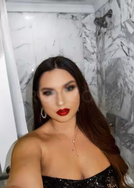 Roxanne Ray, photo 2
