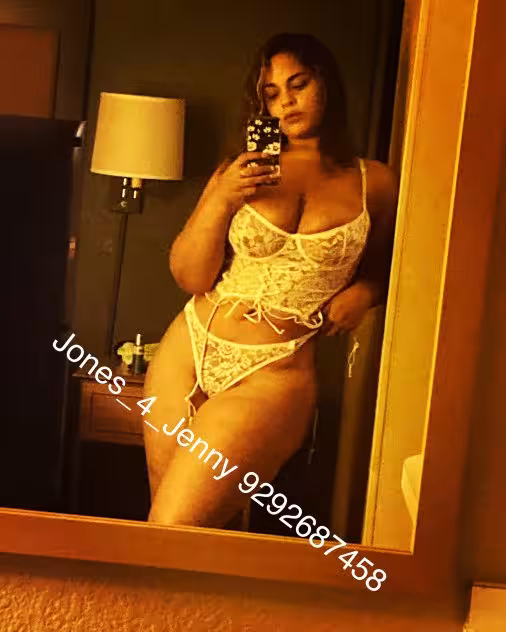 Jones 4 Jenny, escort in Alexandria, VA