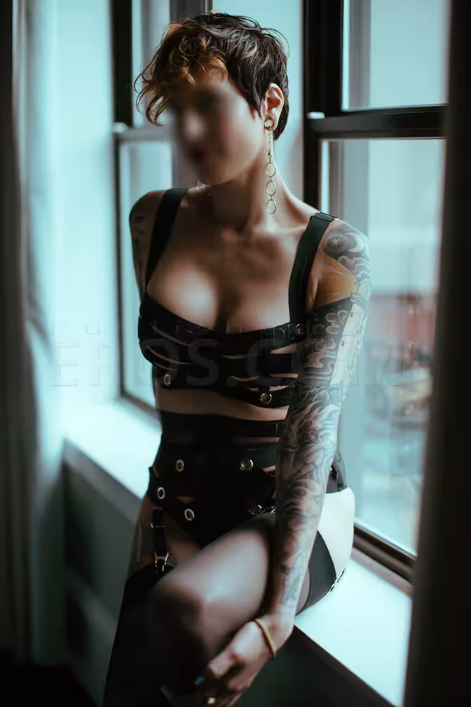 Solana Sparks, photo 3