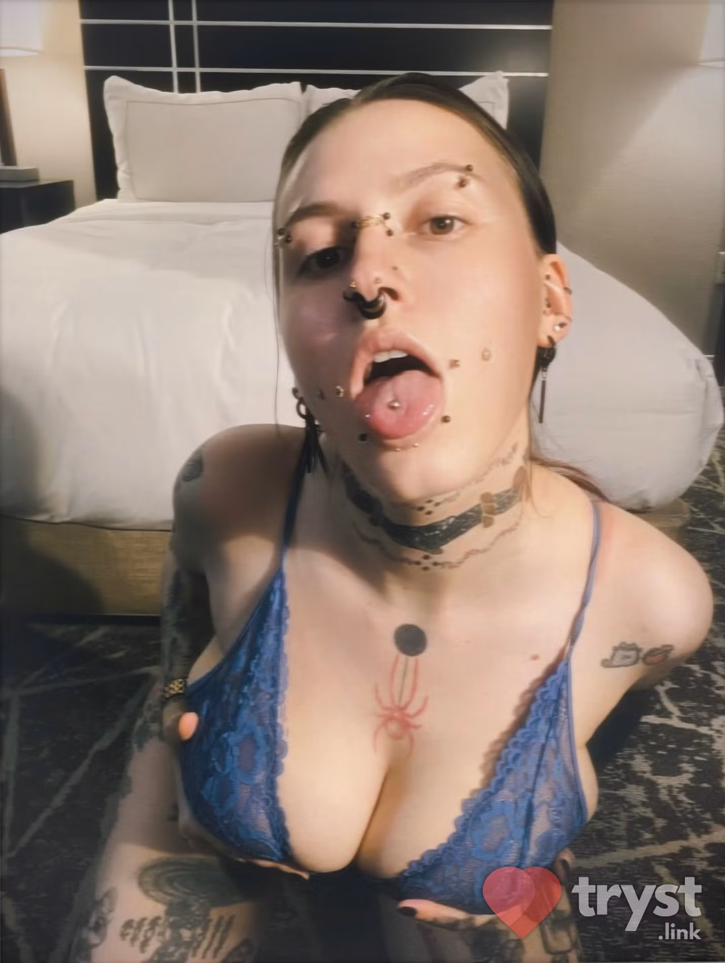 Tina Ray, photo 5