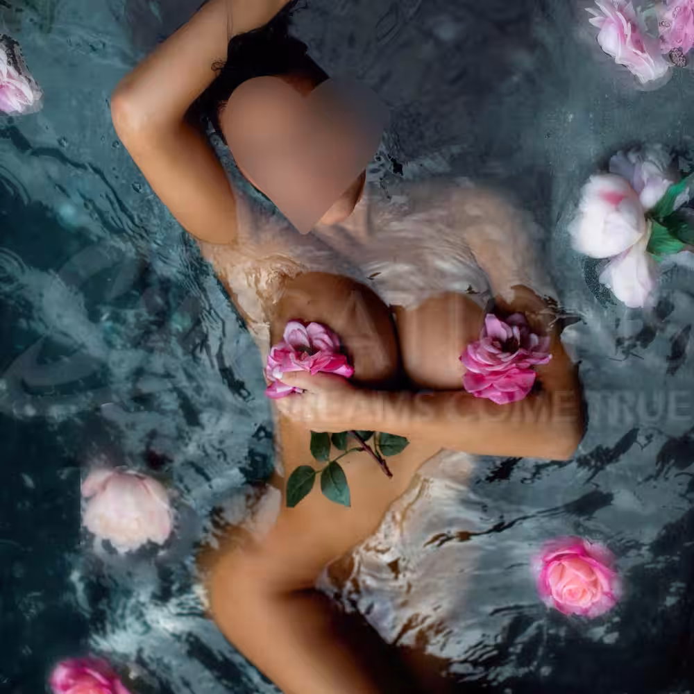 Scarlett Petrov, photo 3