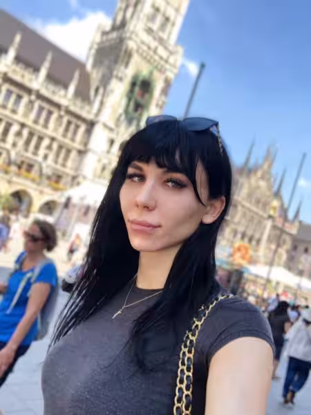 TS Bailee Paris and TS Yulia, photo 6