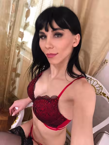 TS Bailee Paris and TS Yulia, photo 8