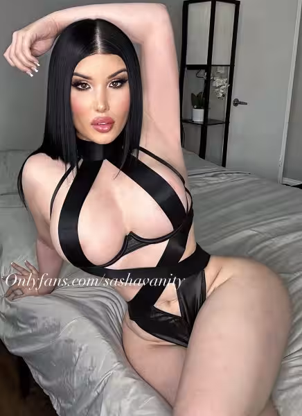 TS Sasha Vanity, photo 5