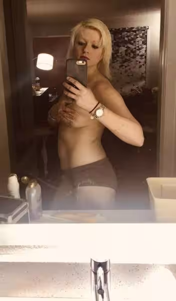 FoXXXy, photo 4
