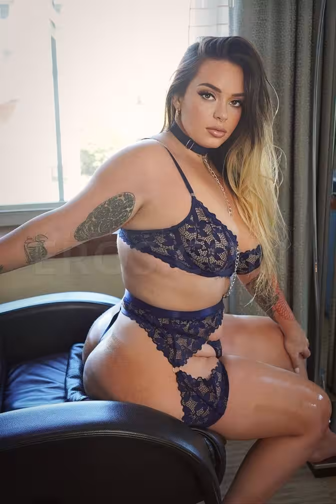 Genevieve Marie, escort in Boston, MA