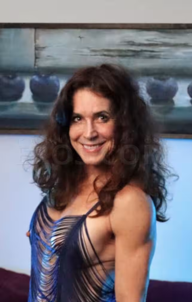 Sarahkw, escort in Raleigh, NC