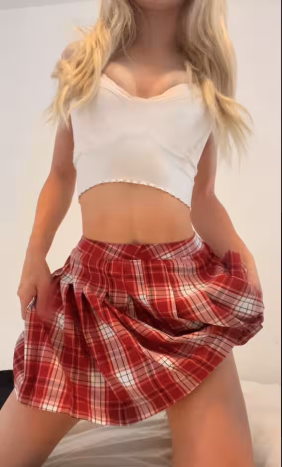 Ella Woods, photo 5