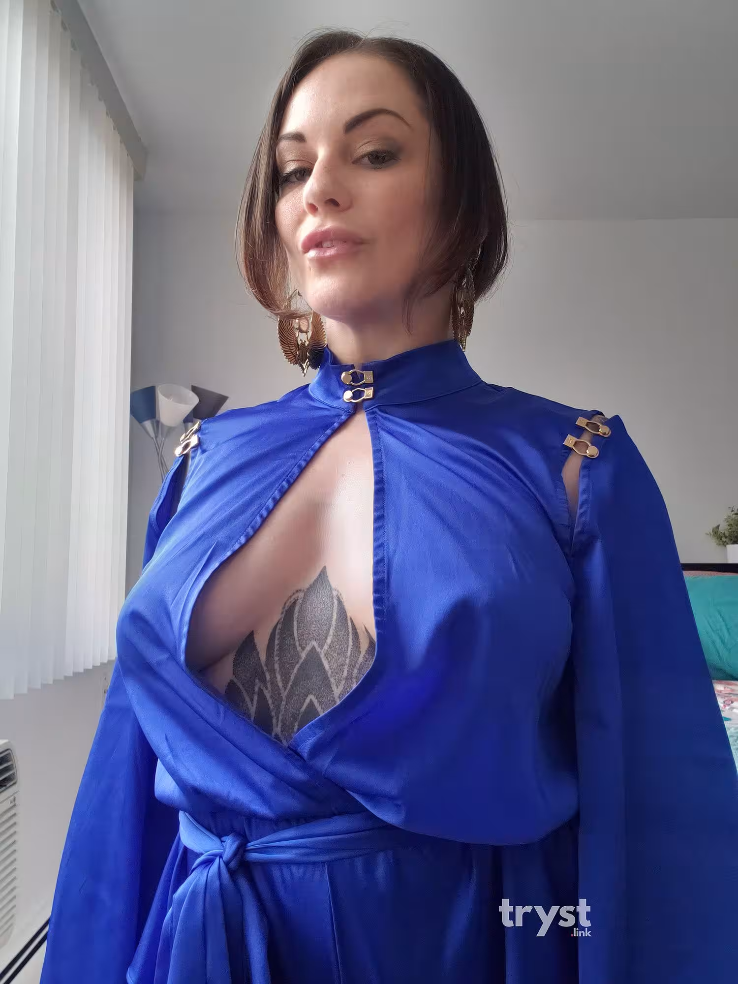 Alina Vaughn, photo 8