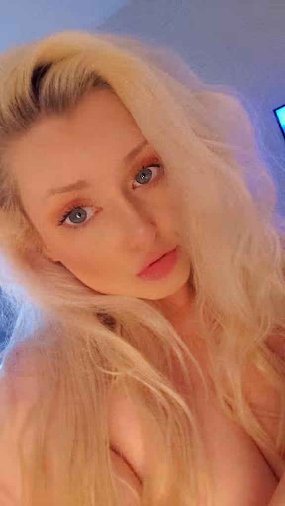Kora Bella / Shelly Sinclair, photo 3