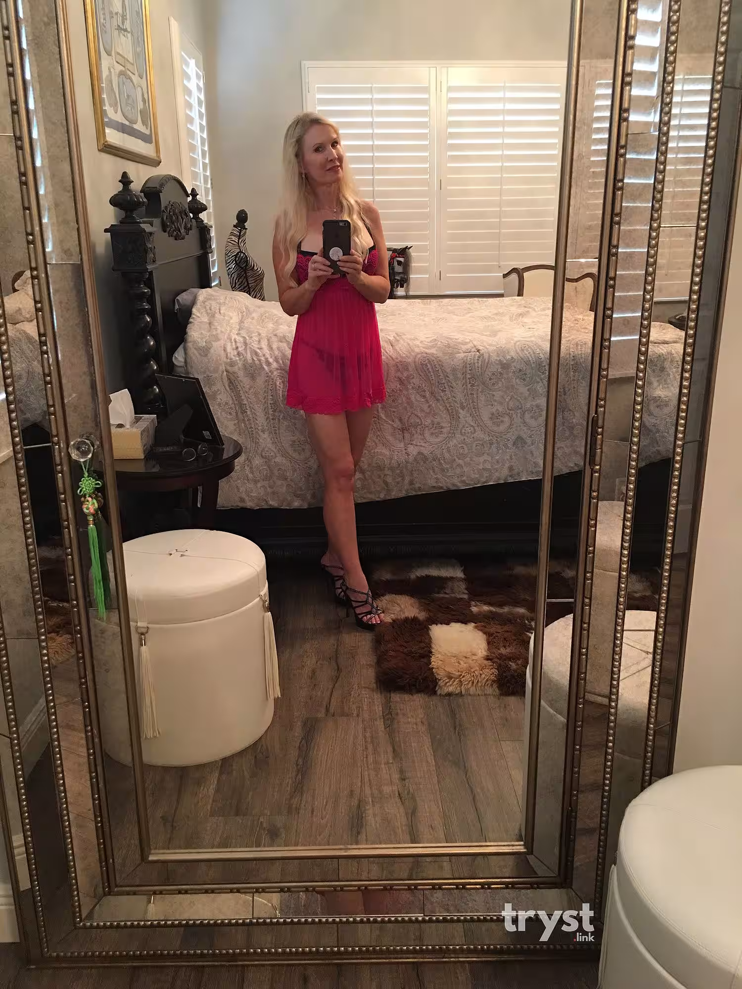 Mistress Taylor, photo 4