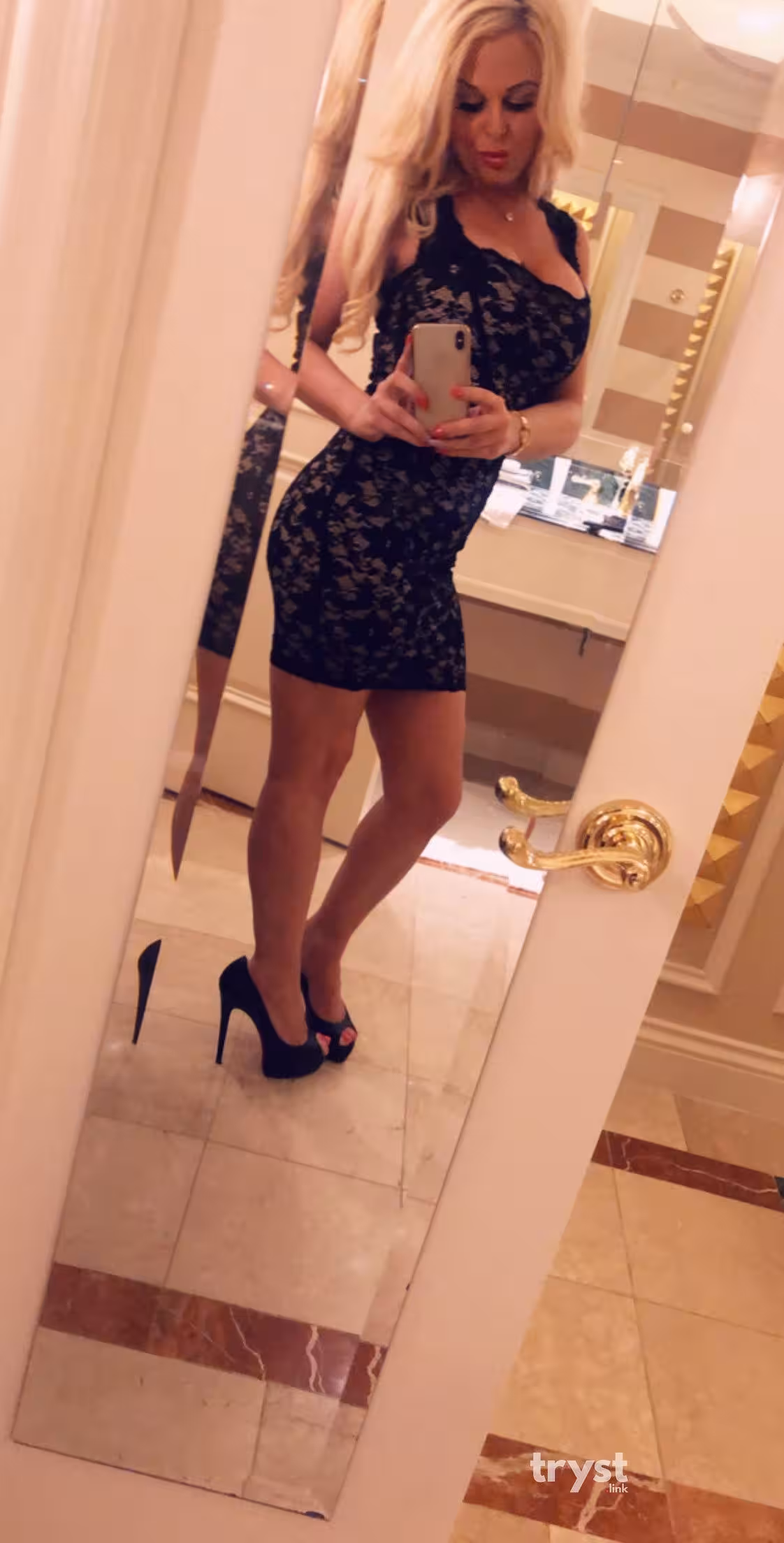 Jackie, photo 8