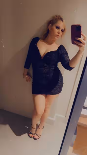 Ali Peach, photo 4
