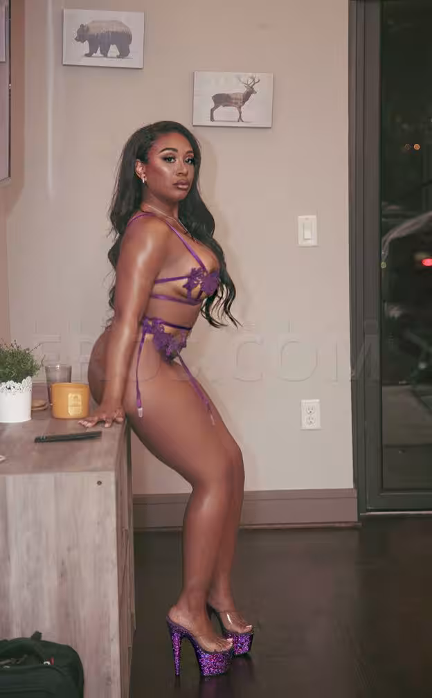 Bella Foxx, photo 8