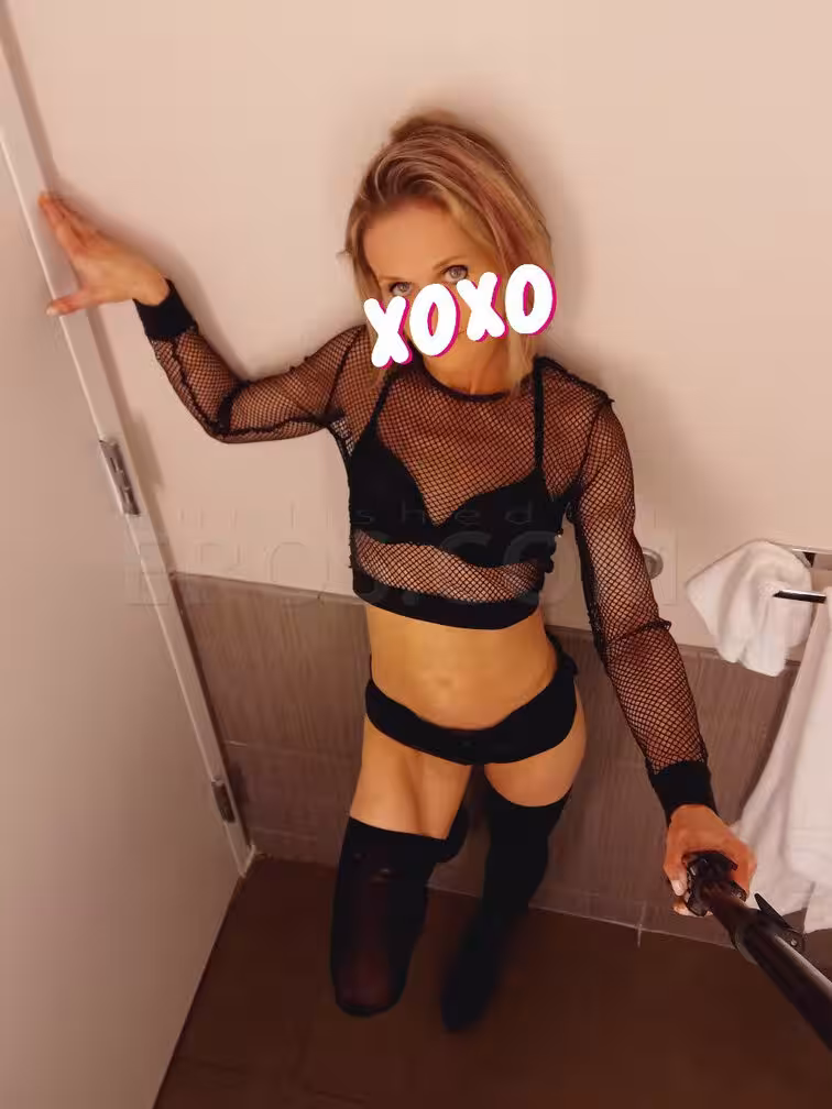 Sabrina, photo 7