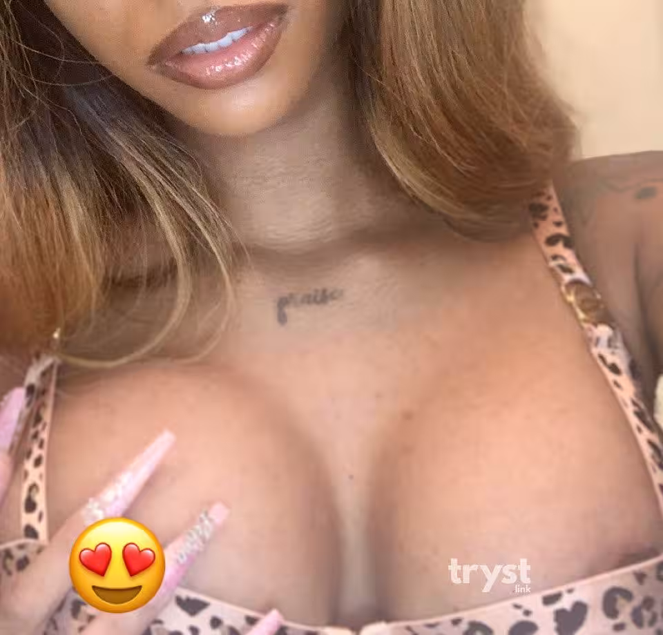Jade, photo 10
