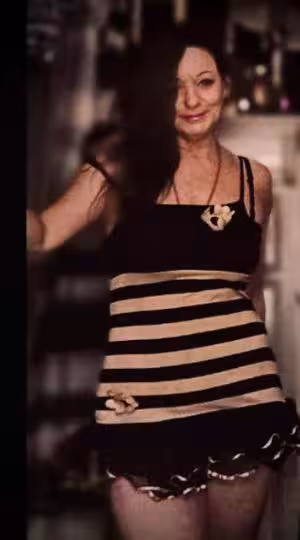 Rebecca / Melissa, photo 2
