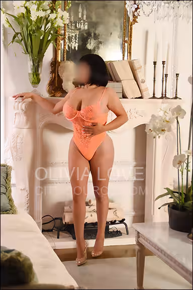 Olivia Love, photo 6