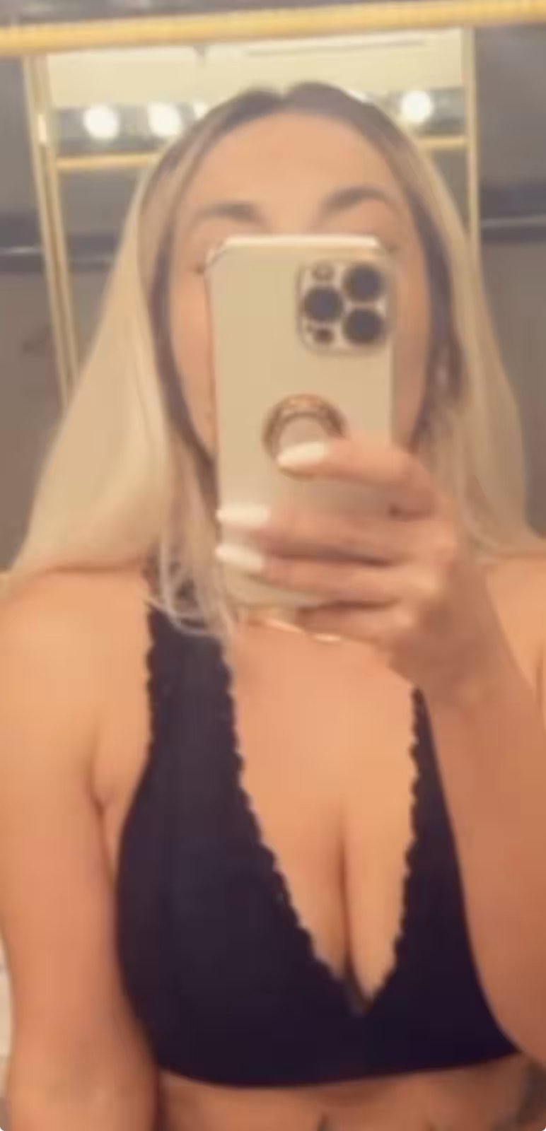 Isabella, photo 3