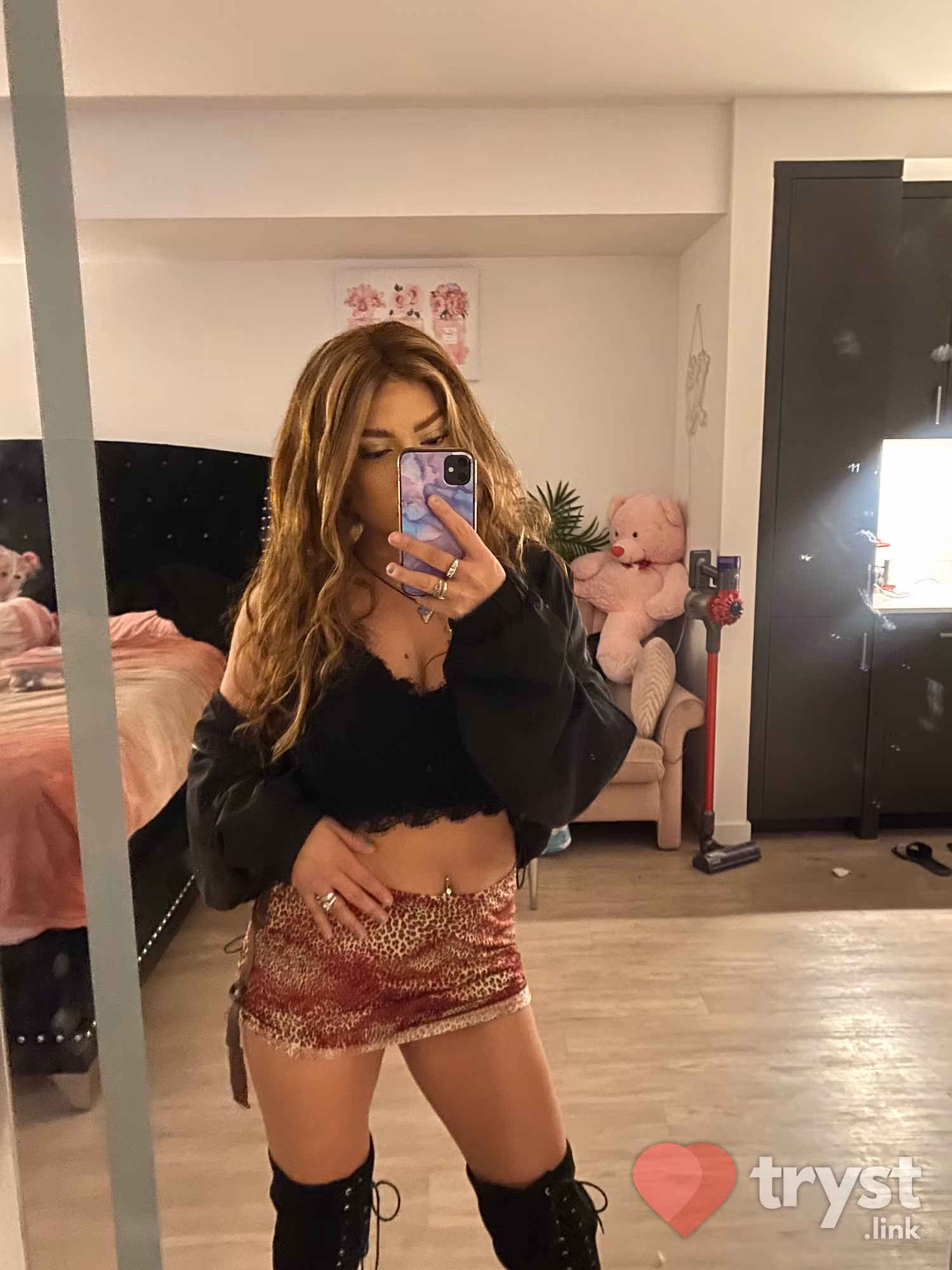 Becca, photo 7