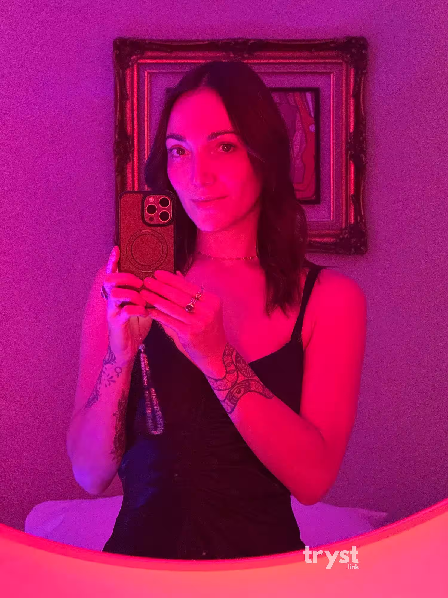 Elle De La Luz, escort in Boston, MA