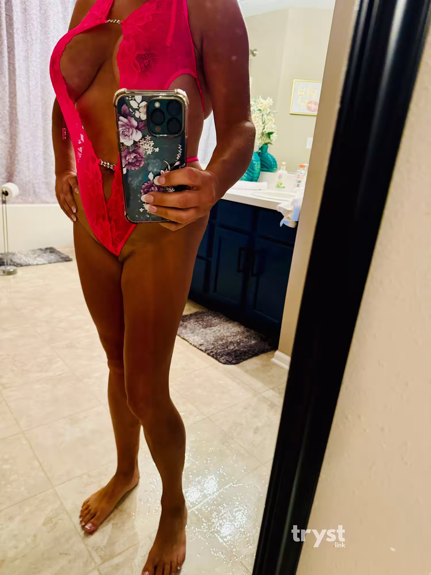 AbiGail, escort in Des Moines, IA