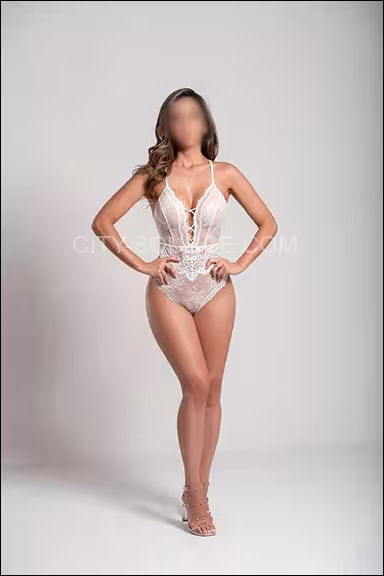 Lizzy, escort in Brentwood, CA