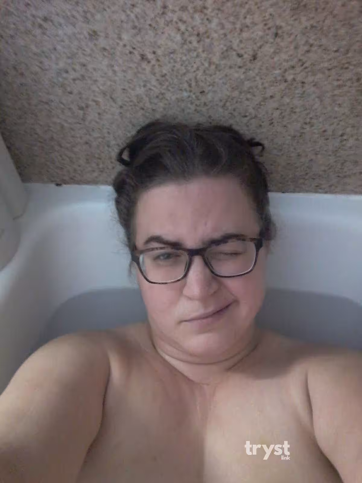 Hannah Devine, photo 5