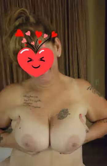 Kristy, photo 6