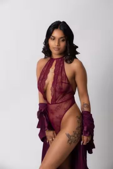 Nicole, photo 4