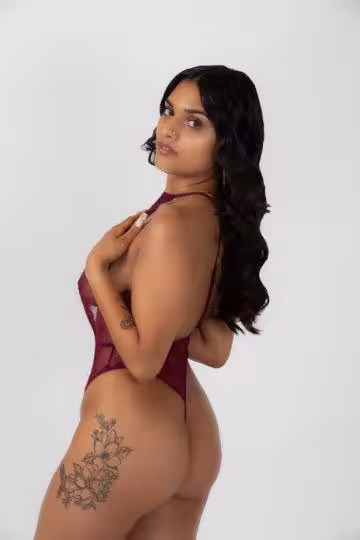 Nicole, photo 8