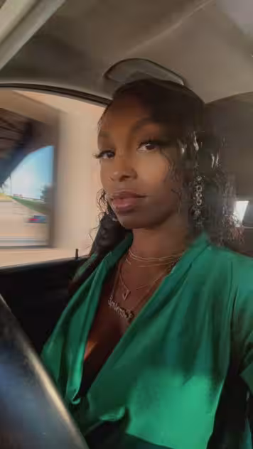 Devine, escort in Atlanta, GA