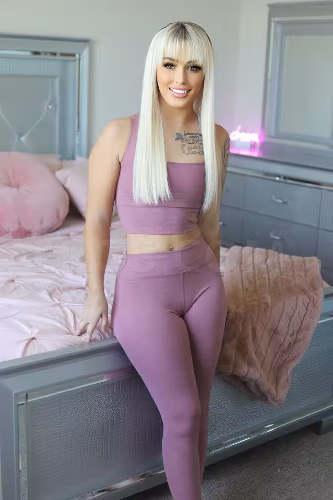 Alexis Sky, photo 3